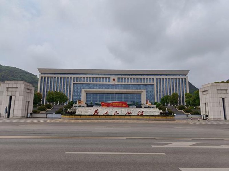 小程序开发在餐饮行业的妙用：从点餐到外卖的全流程升级